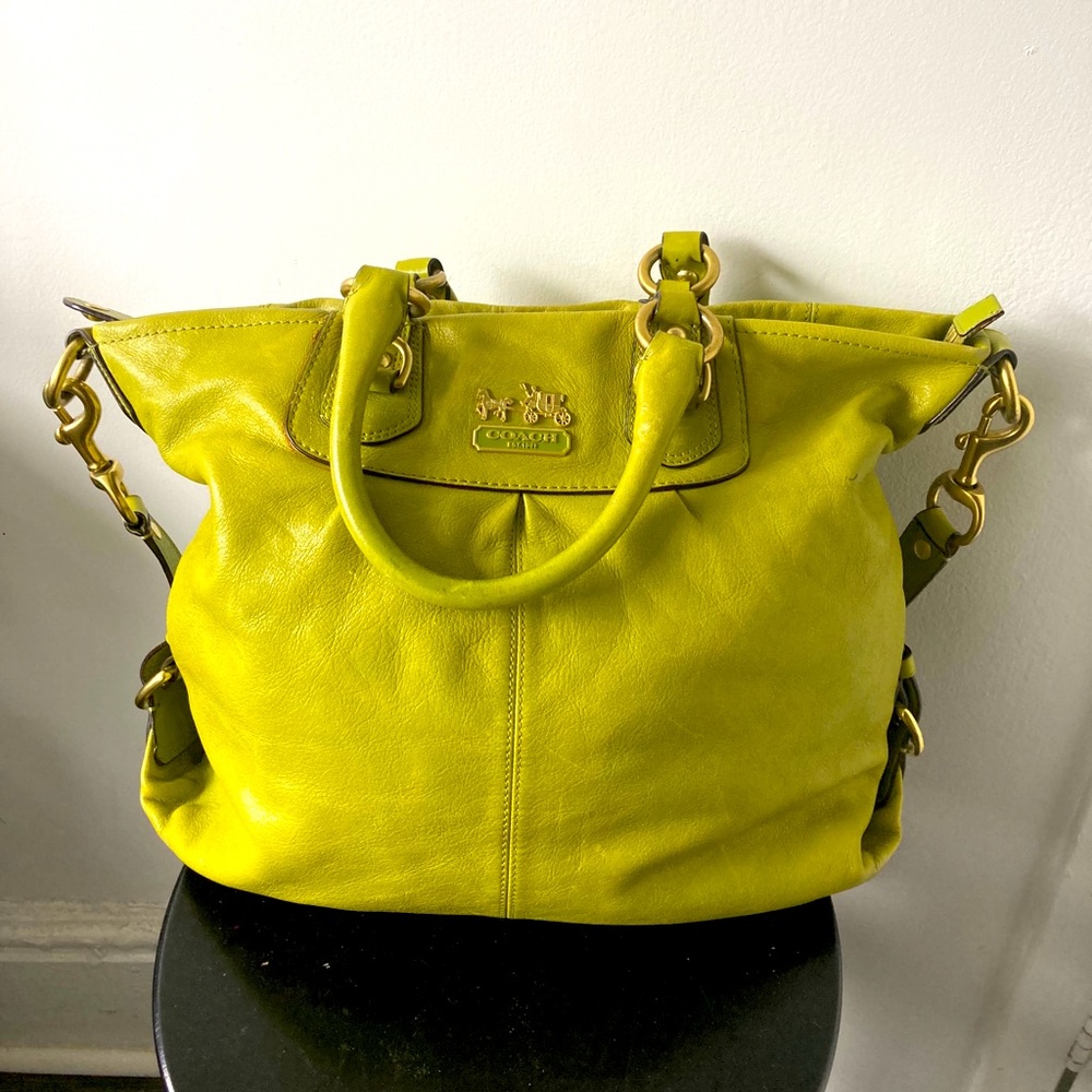 Coach leather Green bag with gold hardware.